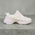Nike V2K Runtekk • White