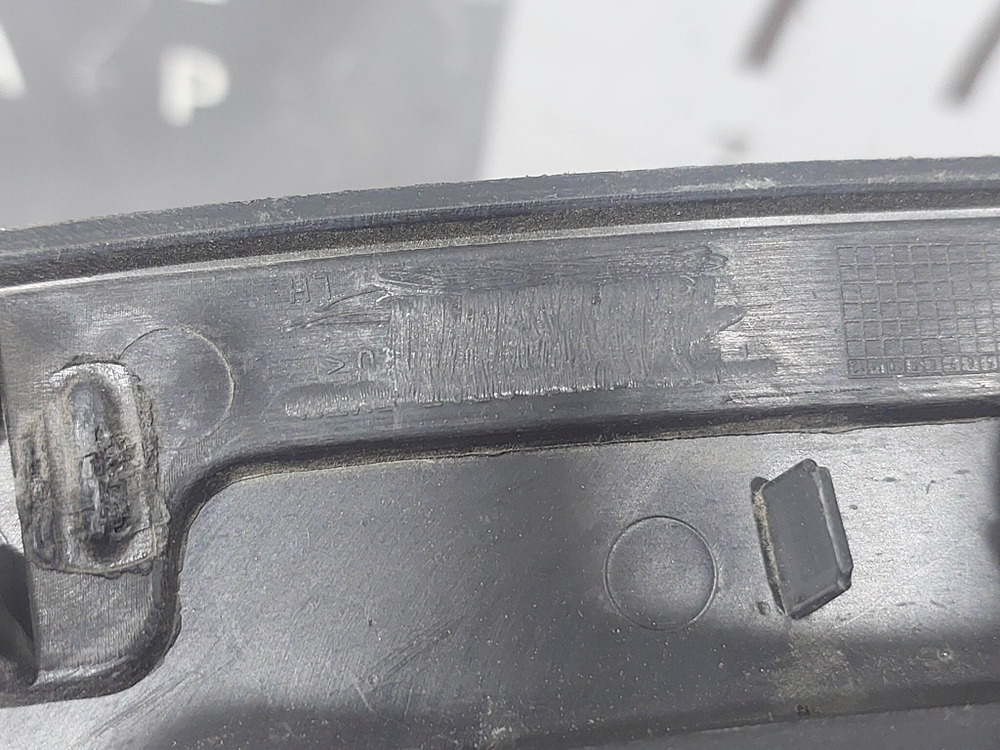 Накладка бампера задняя правая Range Rover Evoque 1 11-18 Б/У Оригинал LR029079