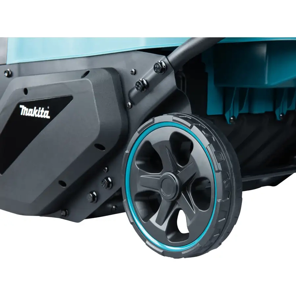 Аккумуляторная снегоуборочная машина Makita SN001GZ