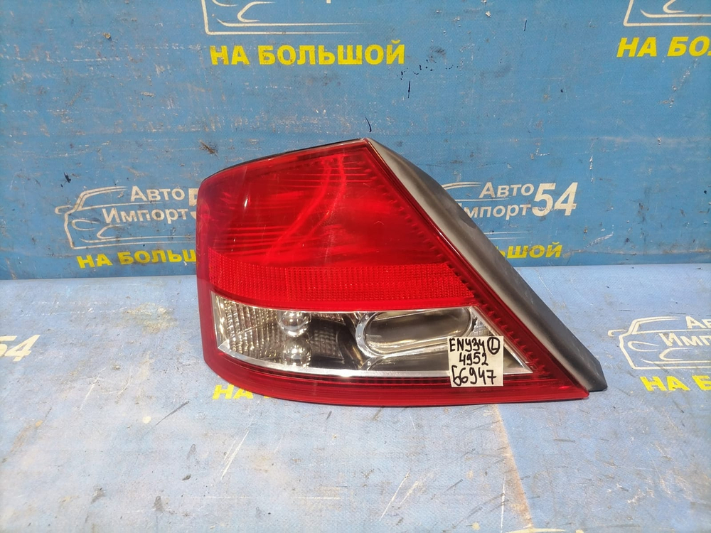 Стоп левый NISSAN CEDRIC 2001-2004