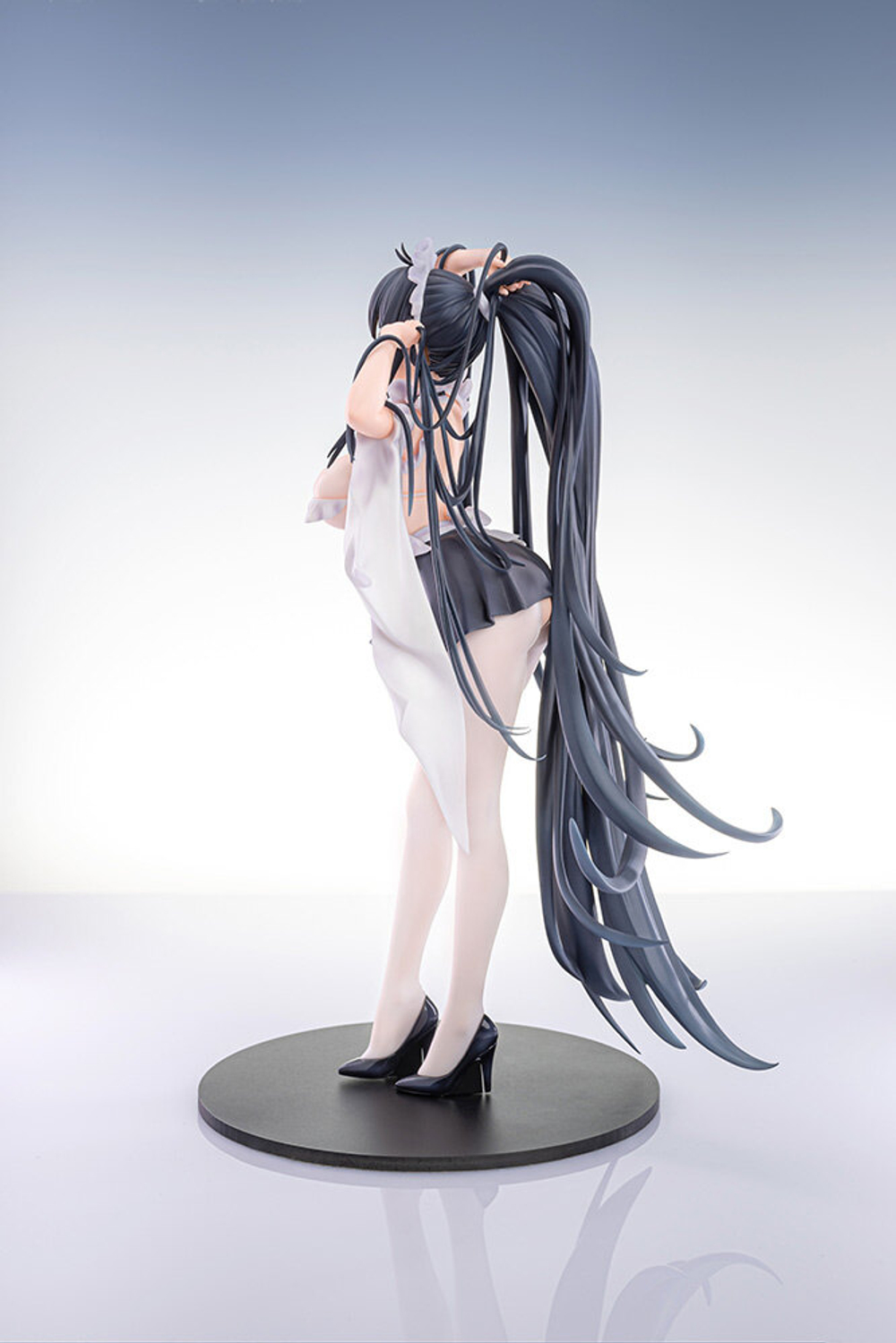 Фигурка AniGame Azur Lane: Indomitable Ms. Motivationless Maid Ver. Лазурный путь: Индомитебл