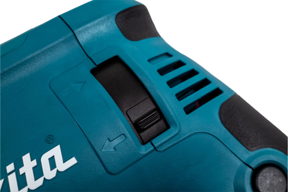 Двухскоростная ударная дрель Makita HP 2071 F