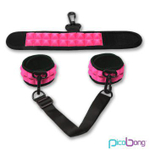 Розовые наручники Resist No Evil Cuffs (Цвет: розовый с черным)