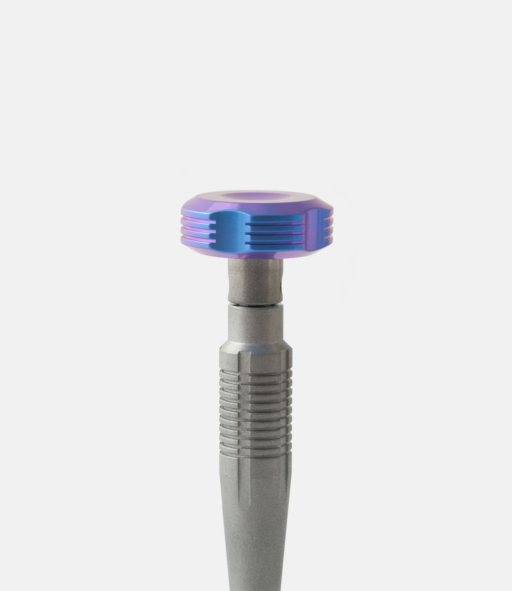 TEC Micro-Torq Blue Raspberry — отвёртка из титана