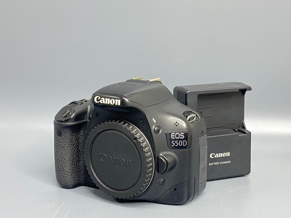 Canon EOS 550D 68.000 кадров