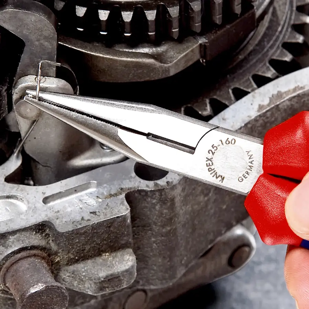 Длинногубцы чернёные 160 мм Knipex 25 01 160