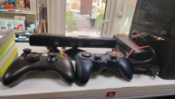 Игровая приставка Xbox 360
