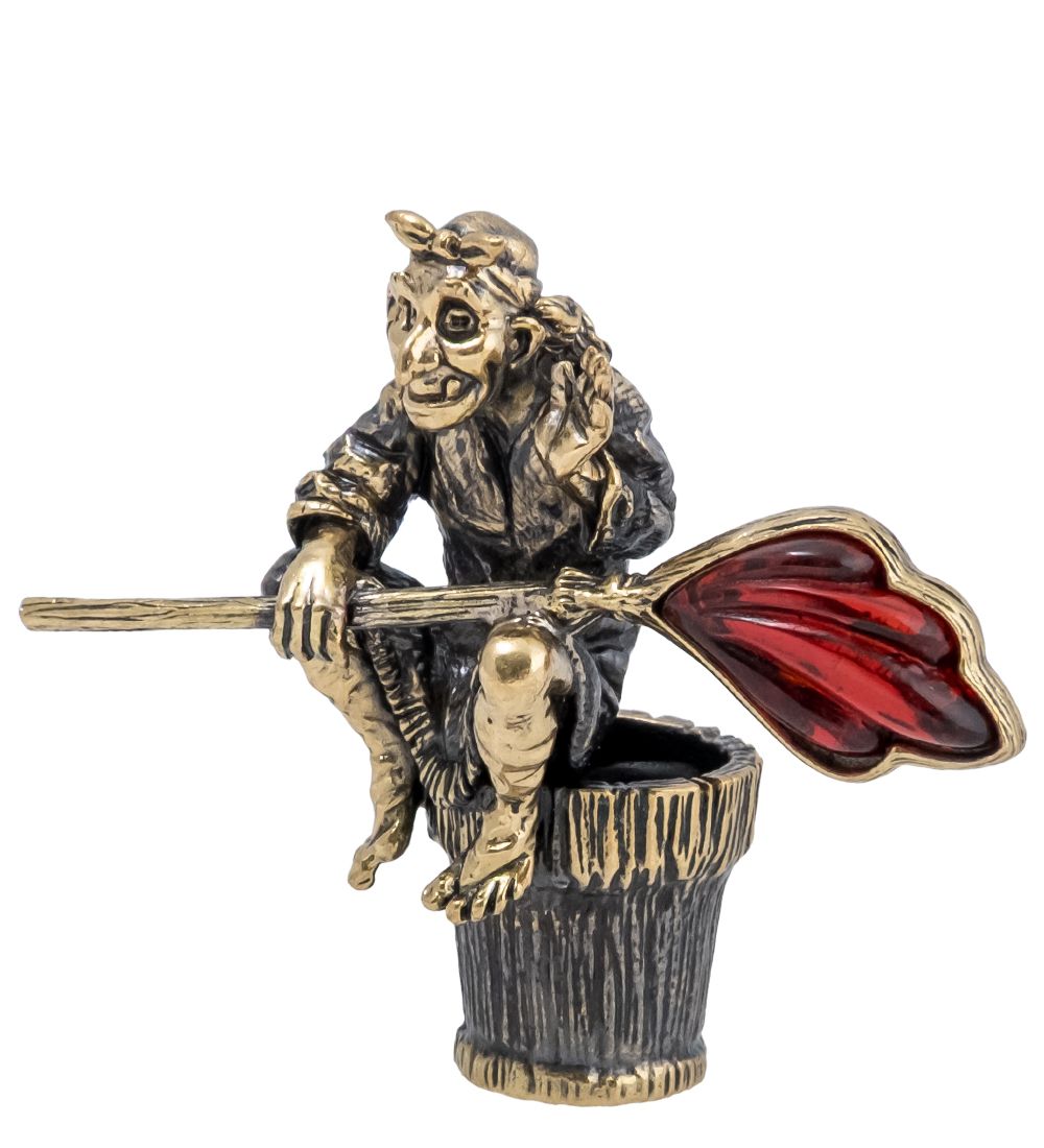 Народные промыслы AM-4342 Фигурка «Баба Яга Привал» (латунь, янтарь)
