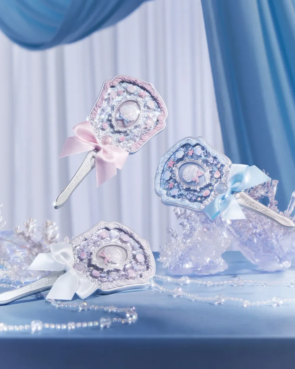 Ручное зеркало Flower Knows Hand Mirror Shells Jewel - Blue Seashell