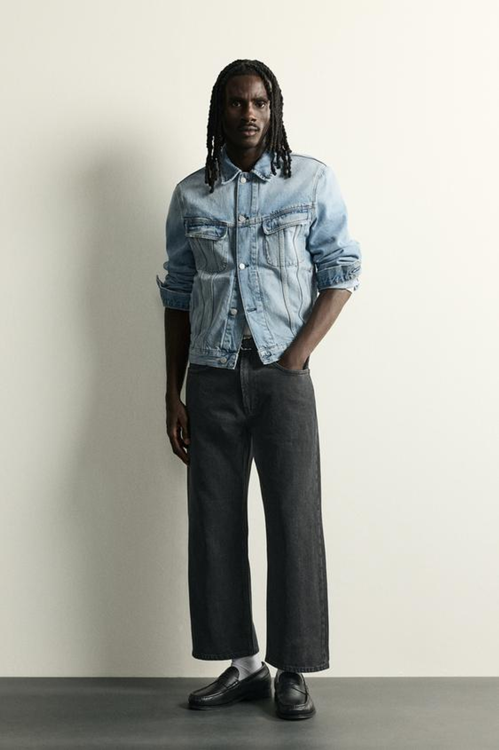 ZARA УКОРОЧЕННЫЕ ДЖИНСЫ LOOSE FIT, УГОЛЬНЫЙ