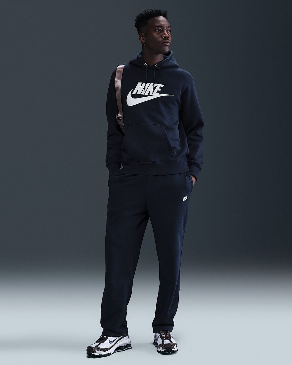 Толстовка мужская NIKE M NK CLUB BB PO GFX HOODIE