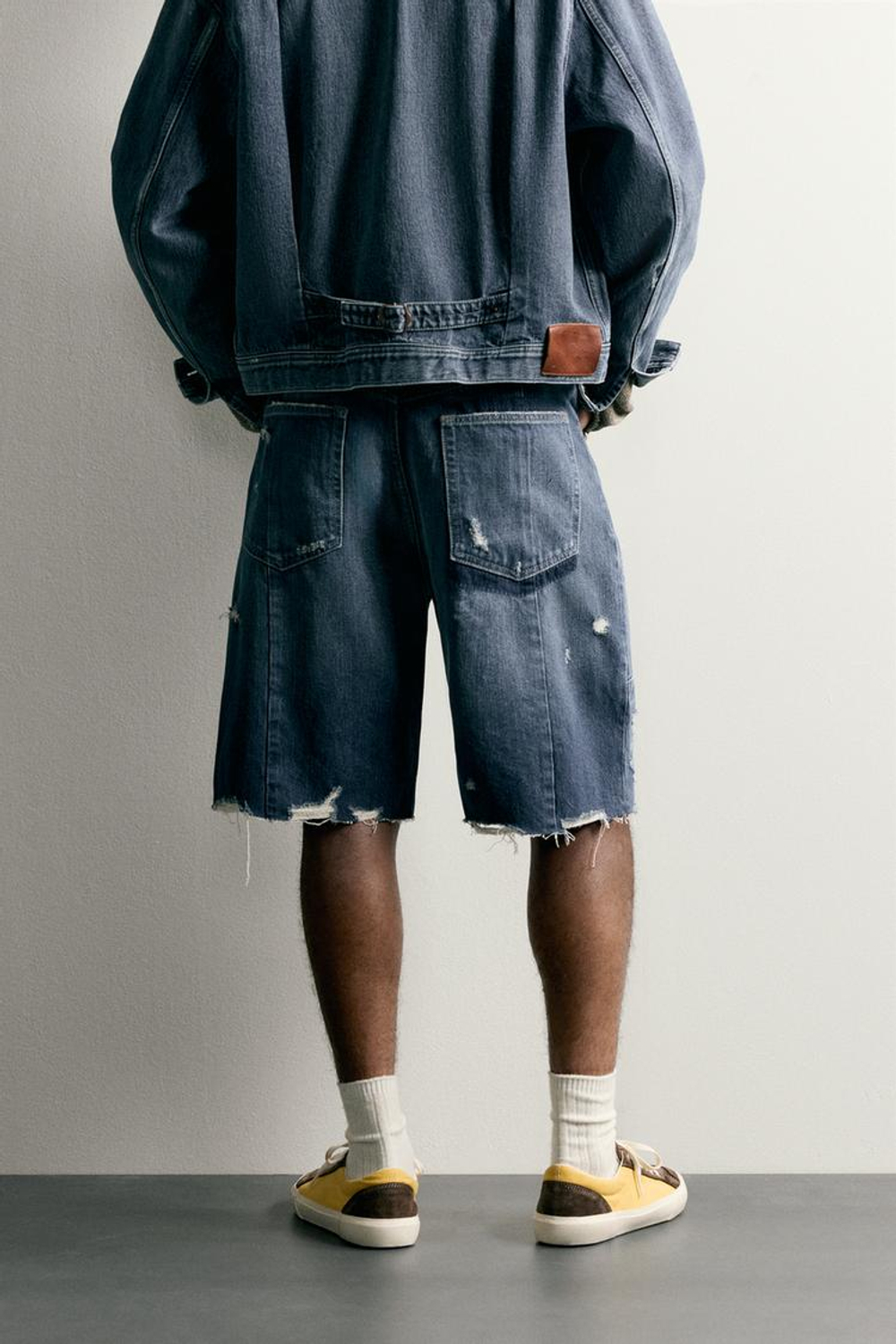 ZARA ДЖИНСОВЫЕ ШОРТЫ BAGGY FIT СО ШВАМИ, СИНИЙ