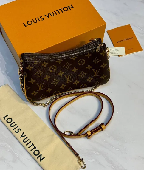 Сумка-клатч Louis Vuitton Liv, коричневый