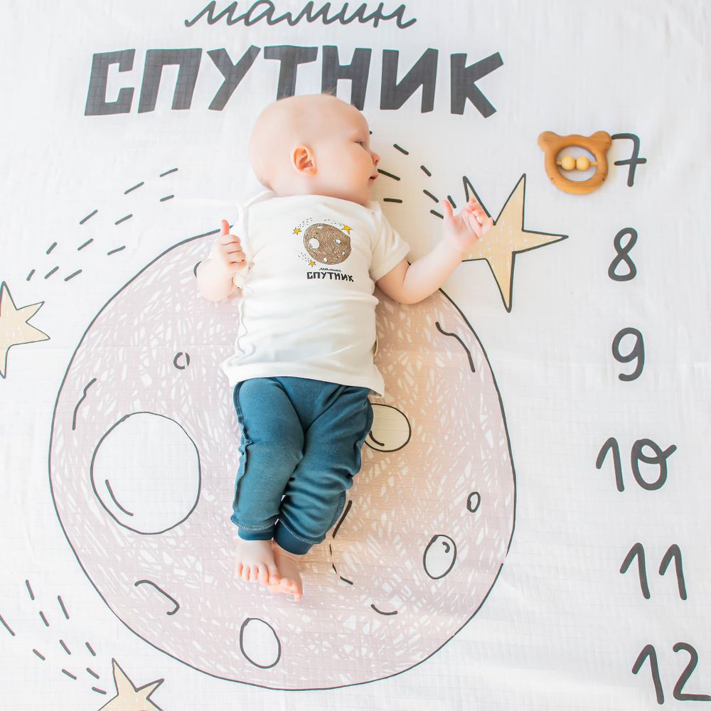 Футболка "Мамин спутник" 0+