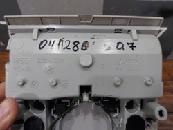 Плафон салонный передний Audi Q7 (4L) 06-15 Б/У Оригинал 4L0947135G