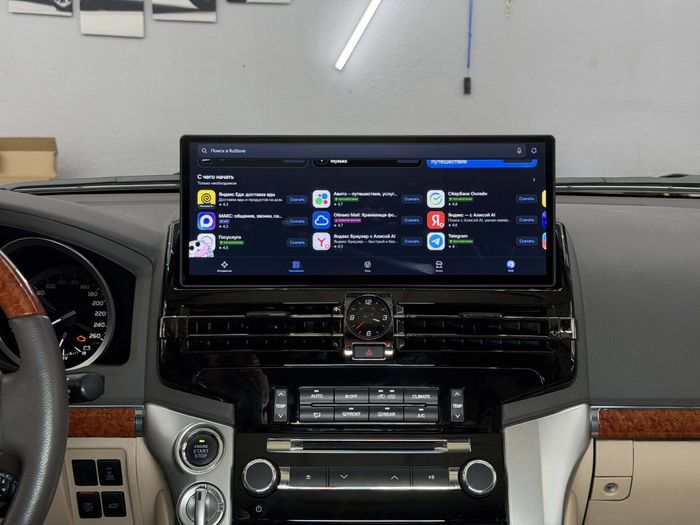 Магнитола для Toyota Land Cruiser 200 2007-2009 - RDL монитор 15.6" на Android 13, Быстрая, CarPlay, 4G SIM-слот