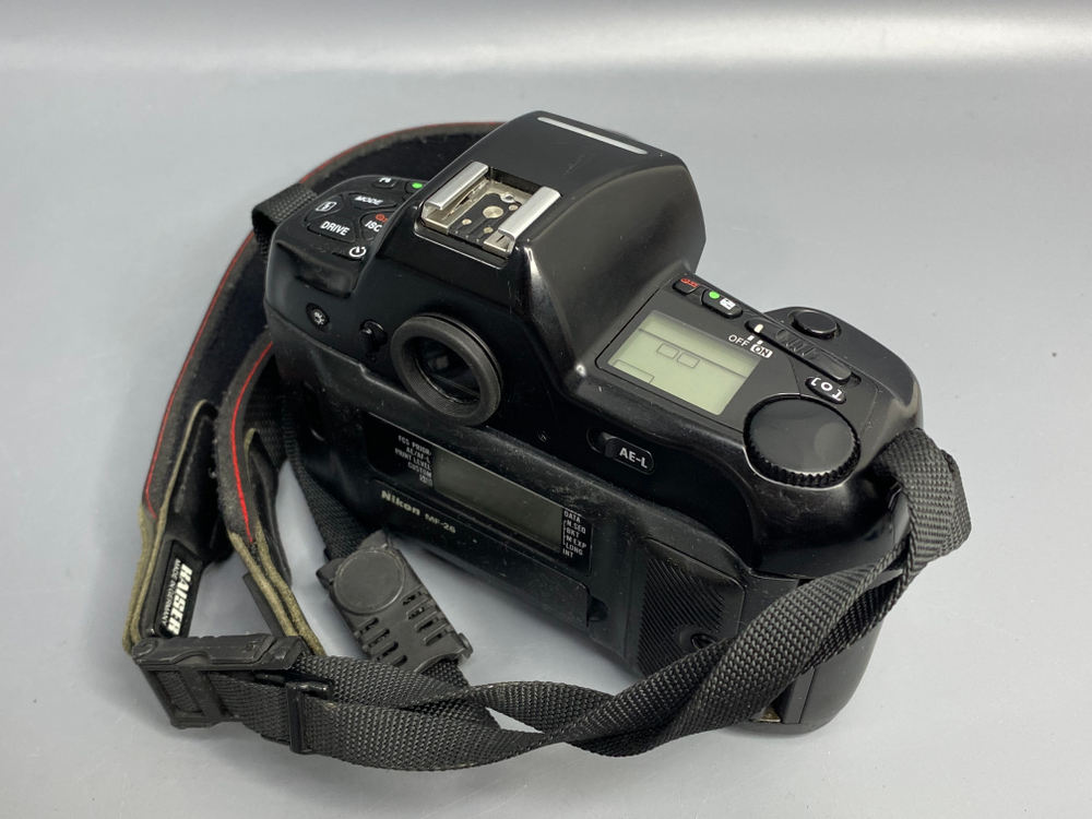 Nikon F90X