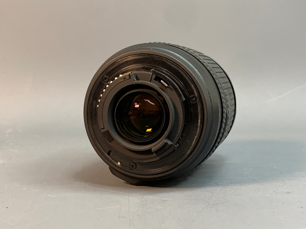Nikon 18-135mm f/3.5-5.6G ED AF-S DX Zoom-Nikkor