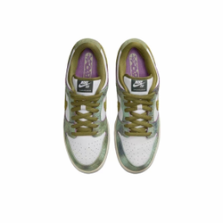 Nike Dunk Low x Alexis Sablone "Chameleon"