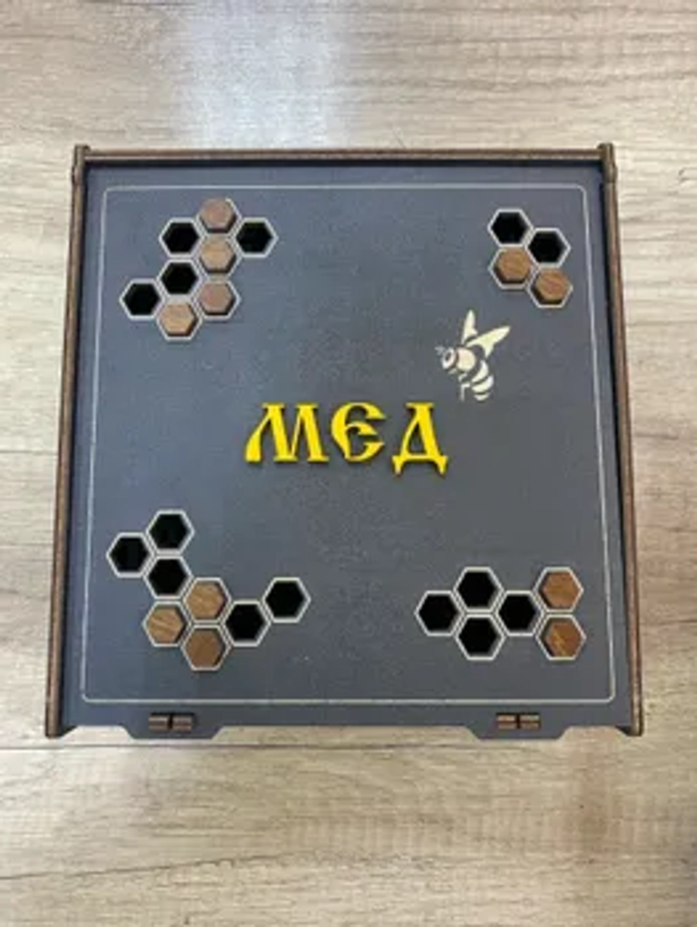 Подарочный набор мёда 4-х сортов (акациевый, таёжный, разнотравный, гречишный) + соты, премиум, Алтай