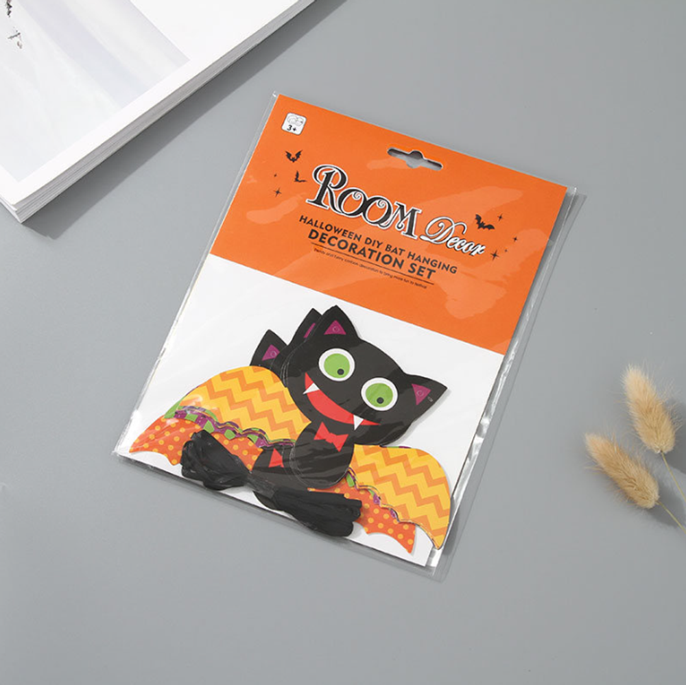 Подвесная бумажная гирлянда "Halloween Bat"