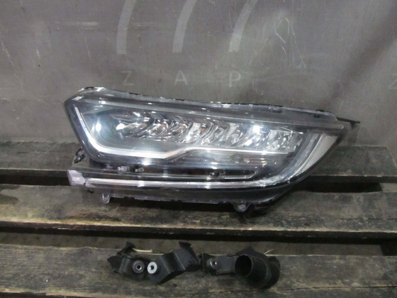 Фара левая LED Honda CR-V 5 (RW) 16-нв Б/У Оригинал 33150TLAG11