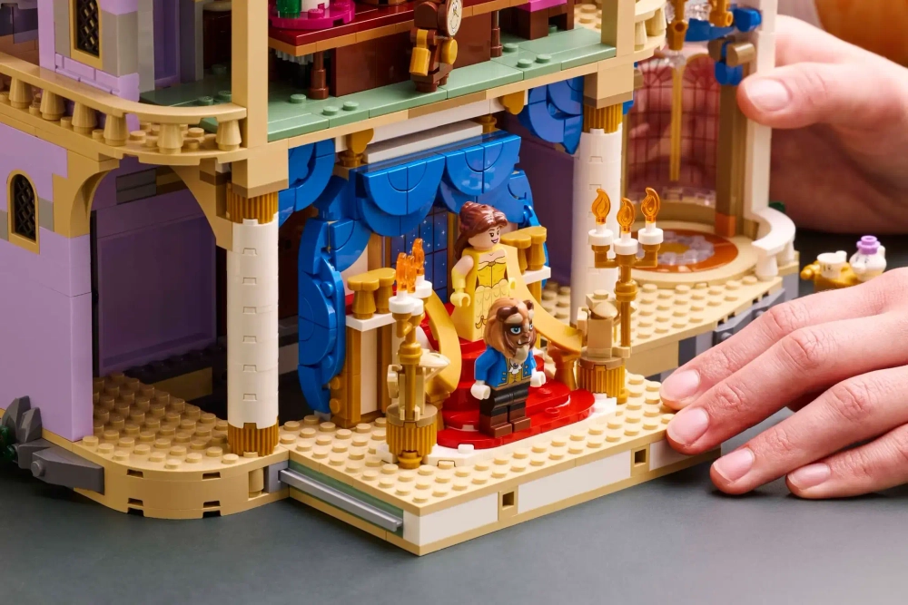 Конструктор LEGO Disney 43263 Замок красавицы и чудовища