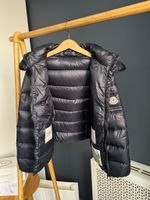 Пуховая куртка Moncler , 140