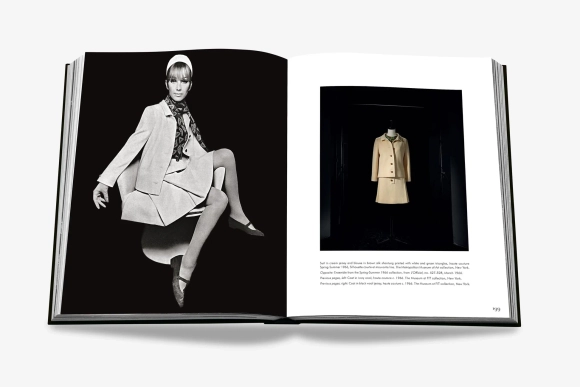 Книга ASSOULINE Dior by Marc Bohan