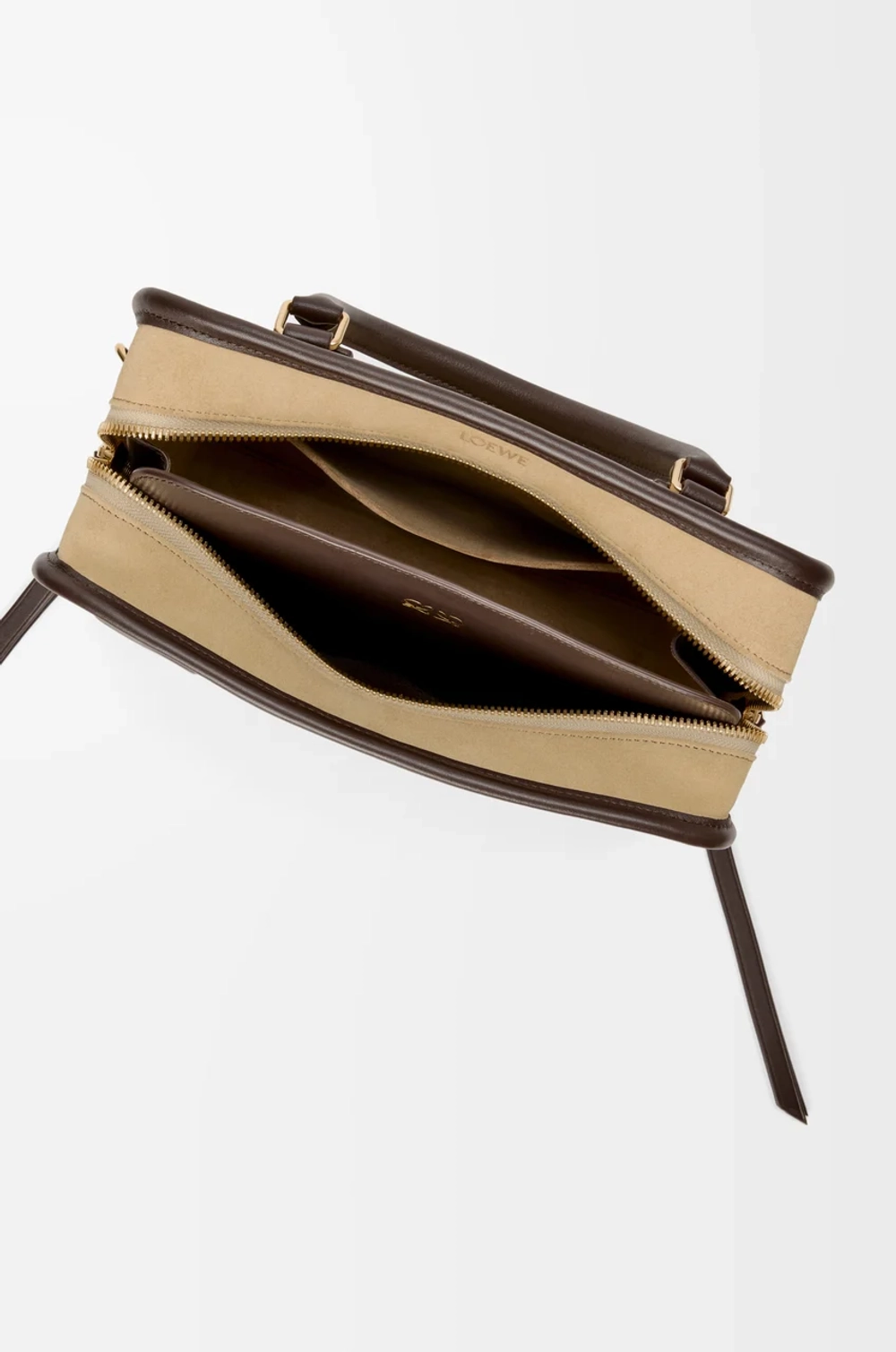 Loewe Маленькая сумка Amazona 180 из мягкой телячьей кожи, шоколадный