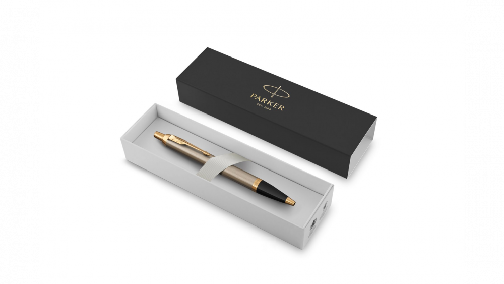 Подарочный набор: Шариковая ручка Parker IM Metal Core Brushed Metal GT и Ежедневник недатированный А5 коричневый