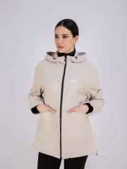 Куртка женская из натуральной кожи с капюшоном Турция