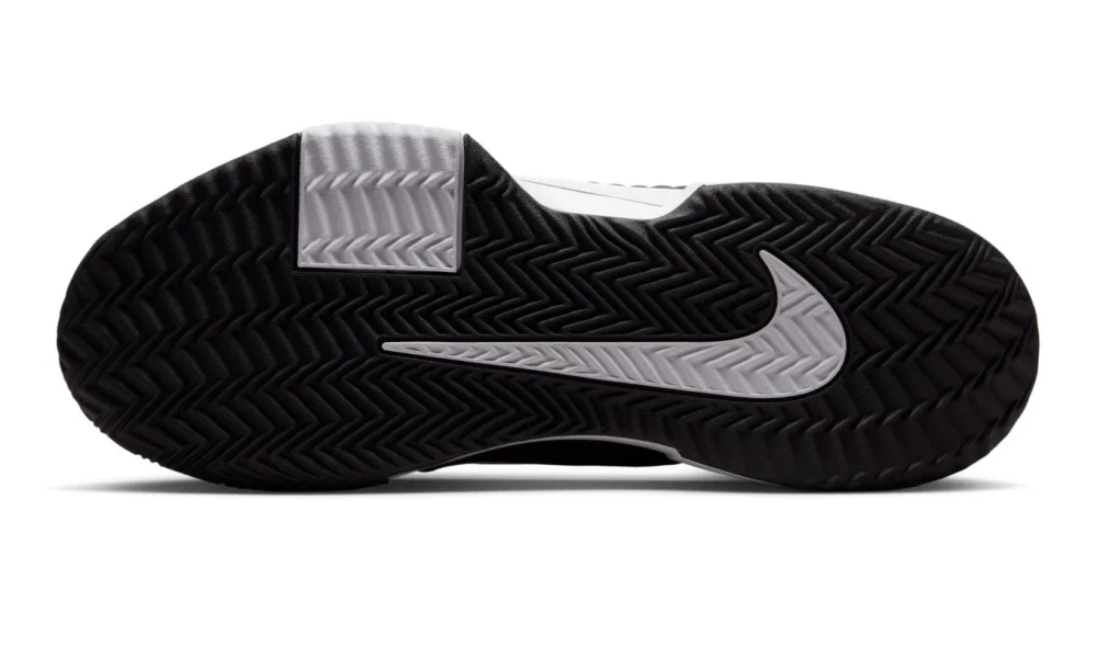 Теннисные кроссовки Nike Zoom GP Challenge Pro Clay - black/white/black