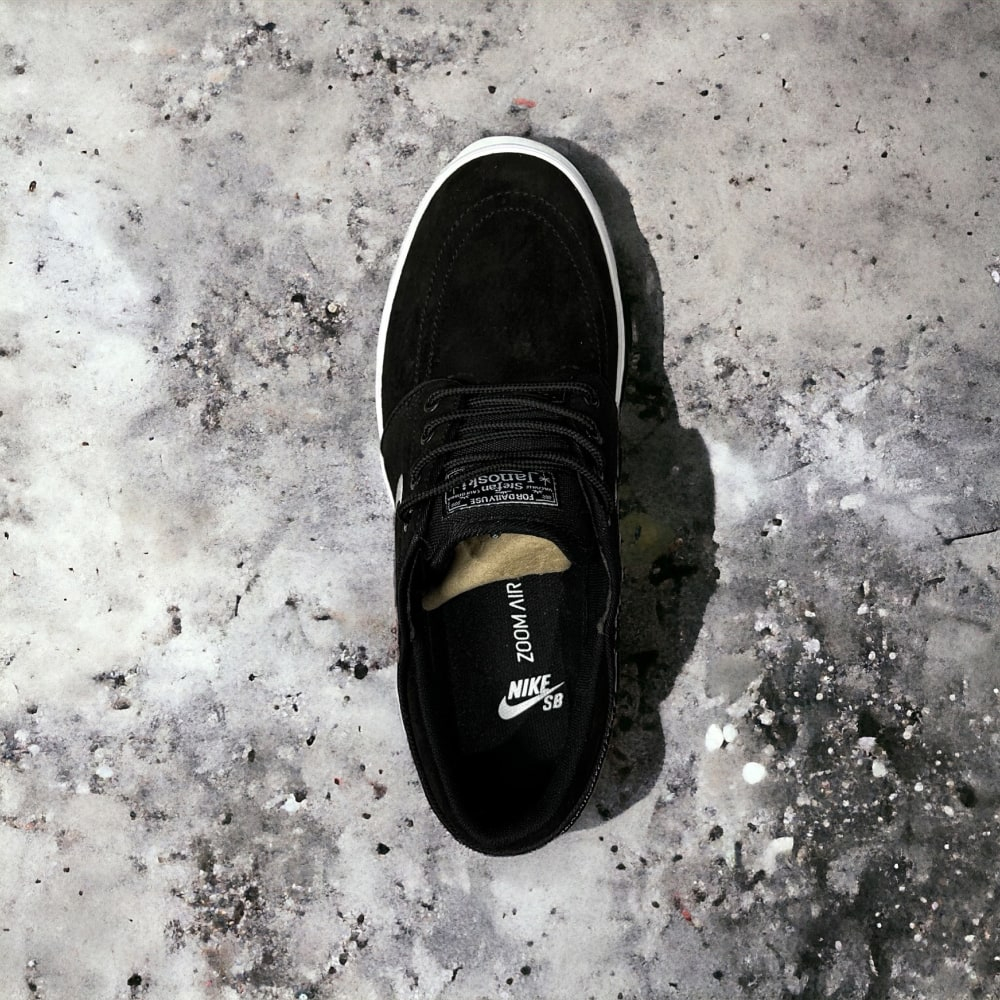 Nike SB Zoom Stefan Janoski • Black/White