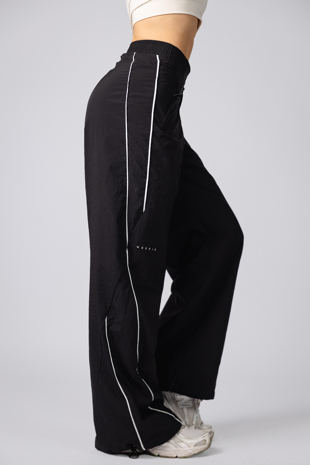 Спортивные брюки Parachute Pants BLOCK 97 920 Черные