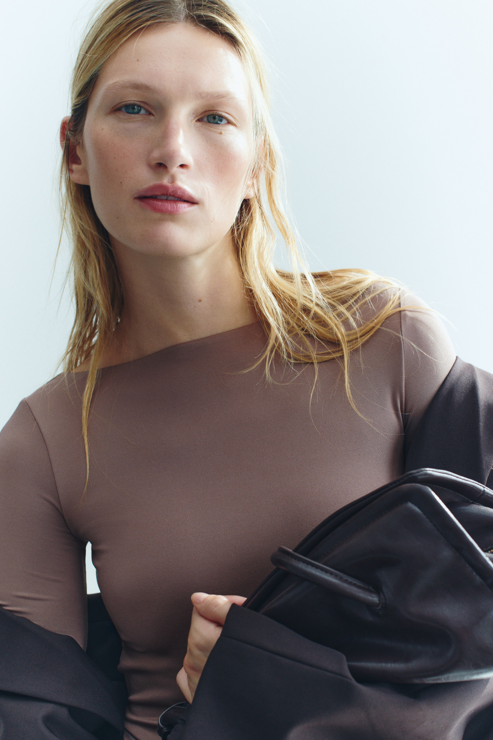 Топ из джерси с вырезом-лодочкой - H&M