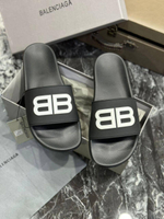 Шлепанцы Balenciaga