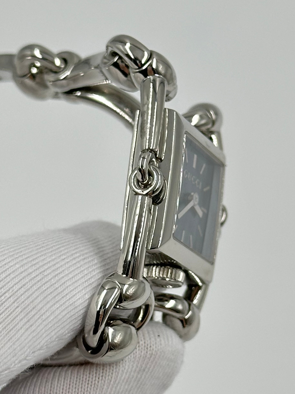 Часы Gucci Signoria