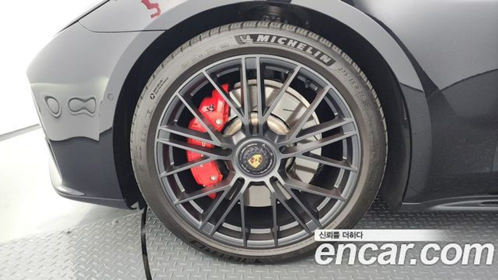Porsche Panamera 4.0 GTS — 2025