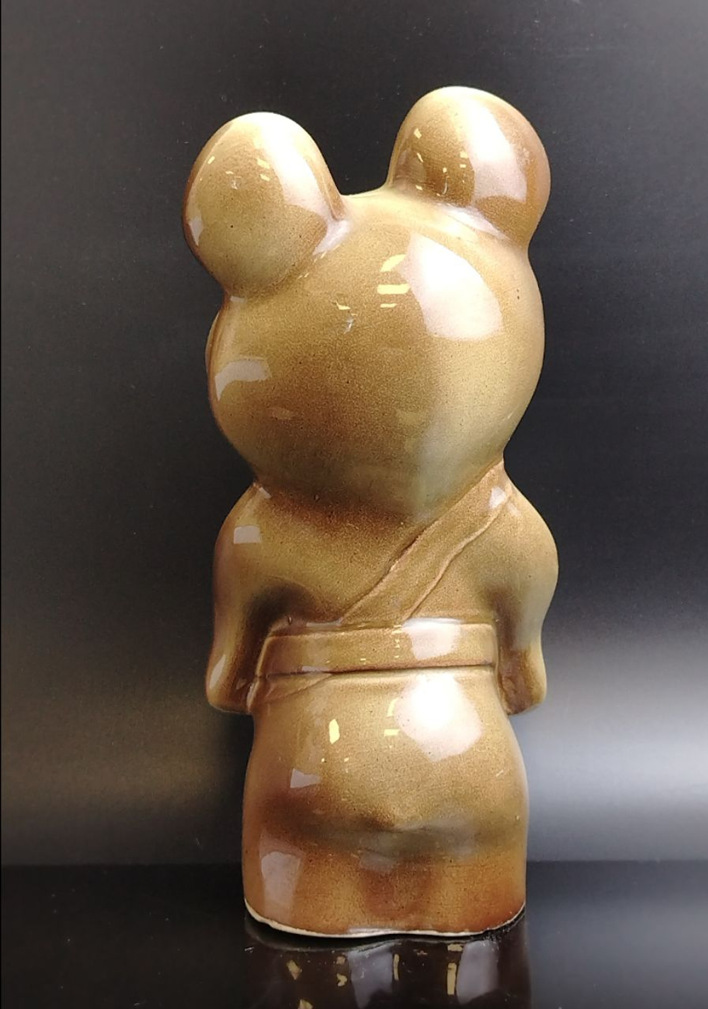 Статуэтка "Мишка олимпийский", фаянс, глазурь, СССР, 1980 г.