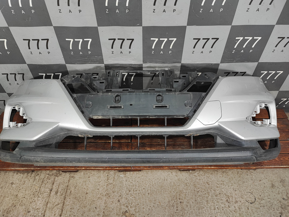 Бампер передний Nissan Qashqai 2 (J11) 17-23 Б/У Оригинал 62022HL00H