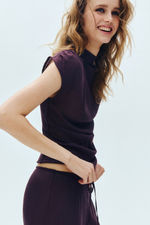 Тонкий топ с воротником-полуводолазкой - H&M