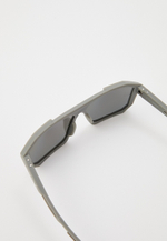 Спортивные очки HILX Juggernaut / Matt Solid Grey / Gold Polarized Lens