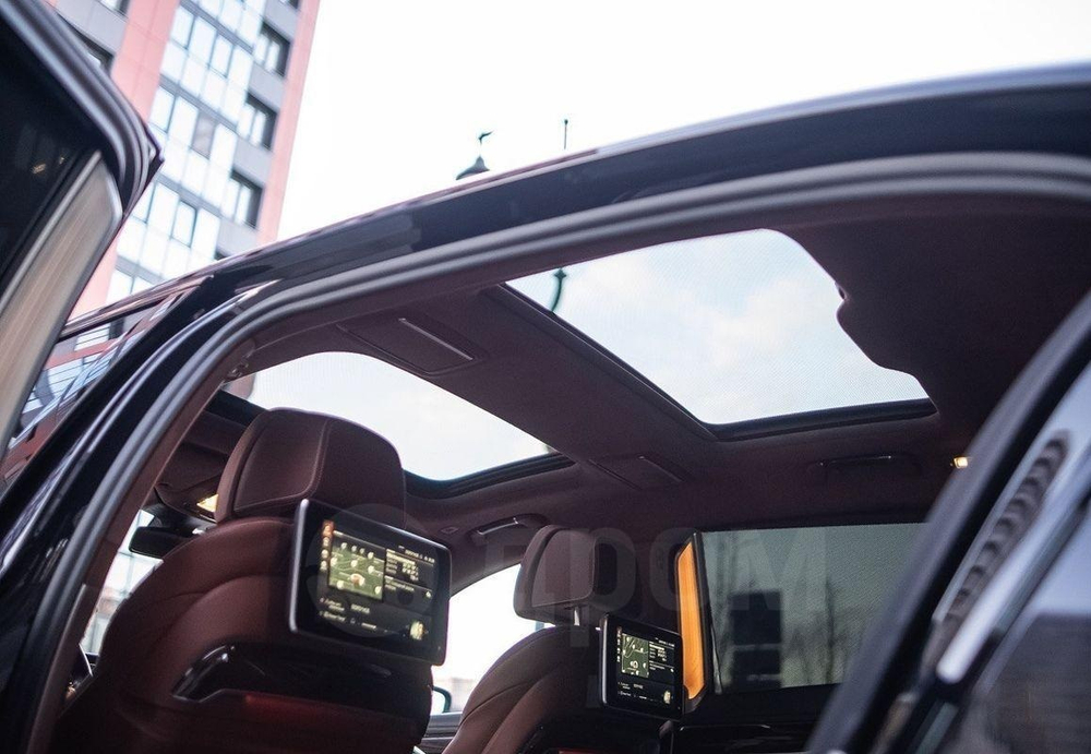 BMW 7-Series, 2019