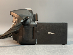Nikon D5200 Kit 18-55mm 3.5-5.6G II ED 1.277 кадров