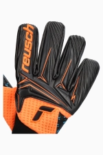 Вратарские перчатки Reusch Attrakt Fusion Outlast ® - черный