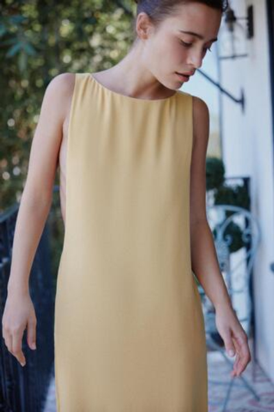 ОДНОТОННОЕ ПЛАТЬЕ МИДИ БЕЗ РУКАВОВ — ZARA