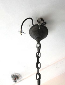 vintage chandelier  01-07 ( by Funky Vintage )