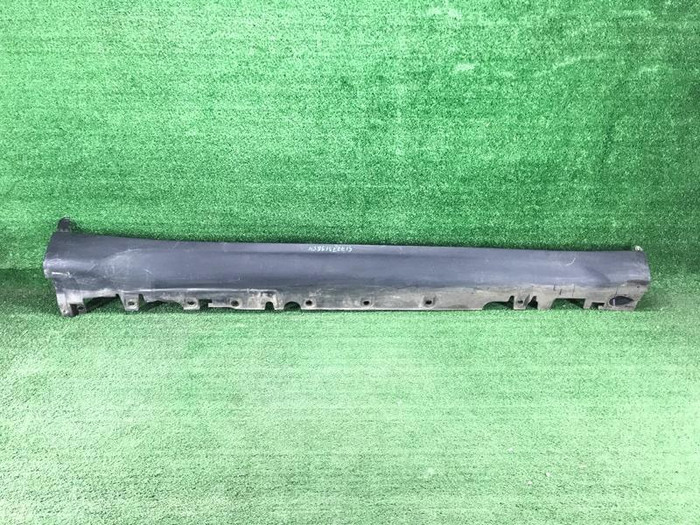 Накладка порога правая BMW X6 F16 (14-н.в.)