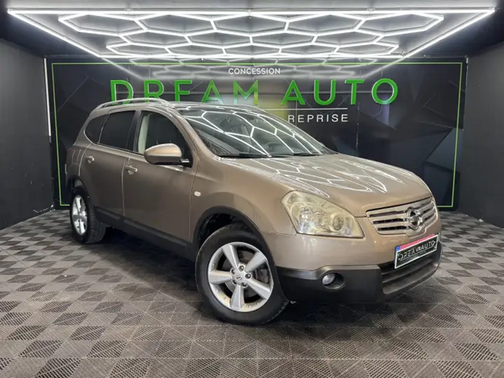 Nissan Qashqai+2